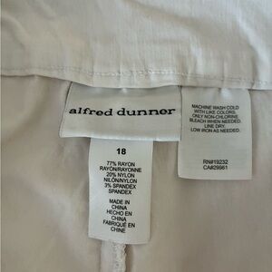 Alfred Dunner Cream Rayon Blouse